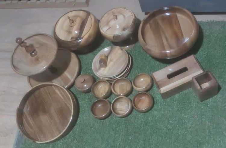 ست کامل پذیرایی برند شاهو جنس چوب گردو ضد آب