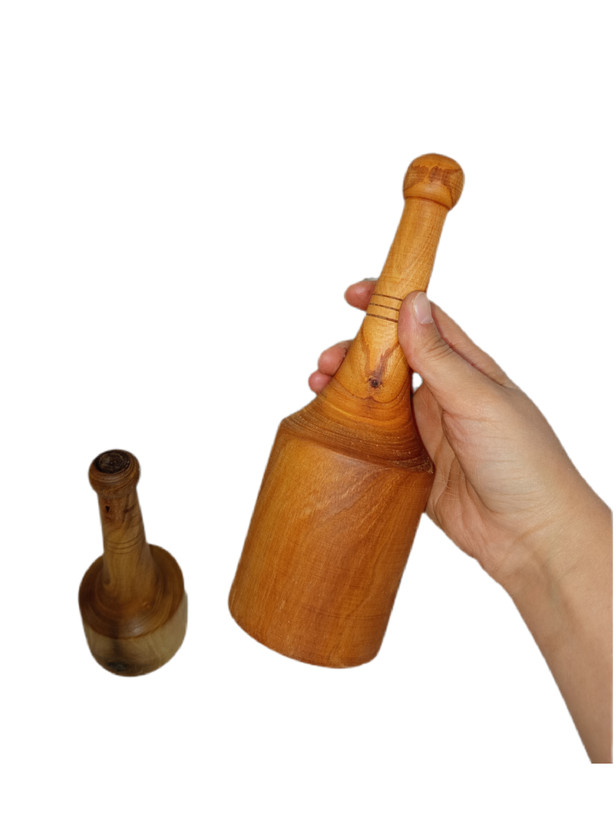 گوشتکوب چوبی برند شاهو جنس چوب گردو سایز بزرگ